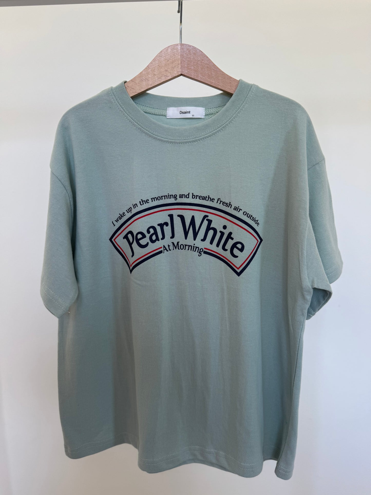 Pearwhite tee